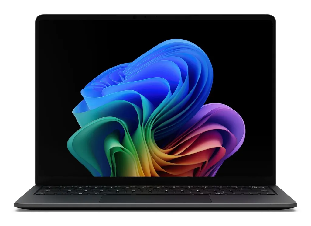 LAPTOP 8 13.8 U7 32GB 512SSD W11P BLACK