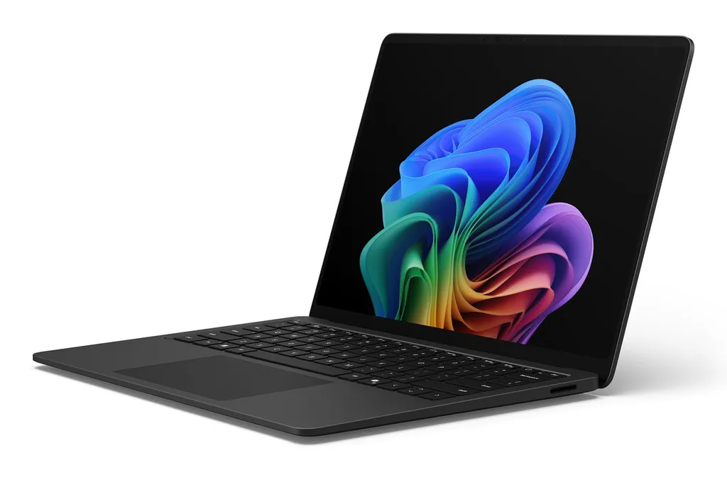 LAPTOP 8 13.8 U7 32GB 512SSD W11P BLACK - immagine 2