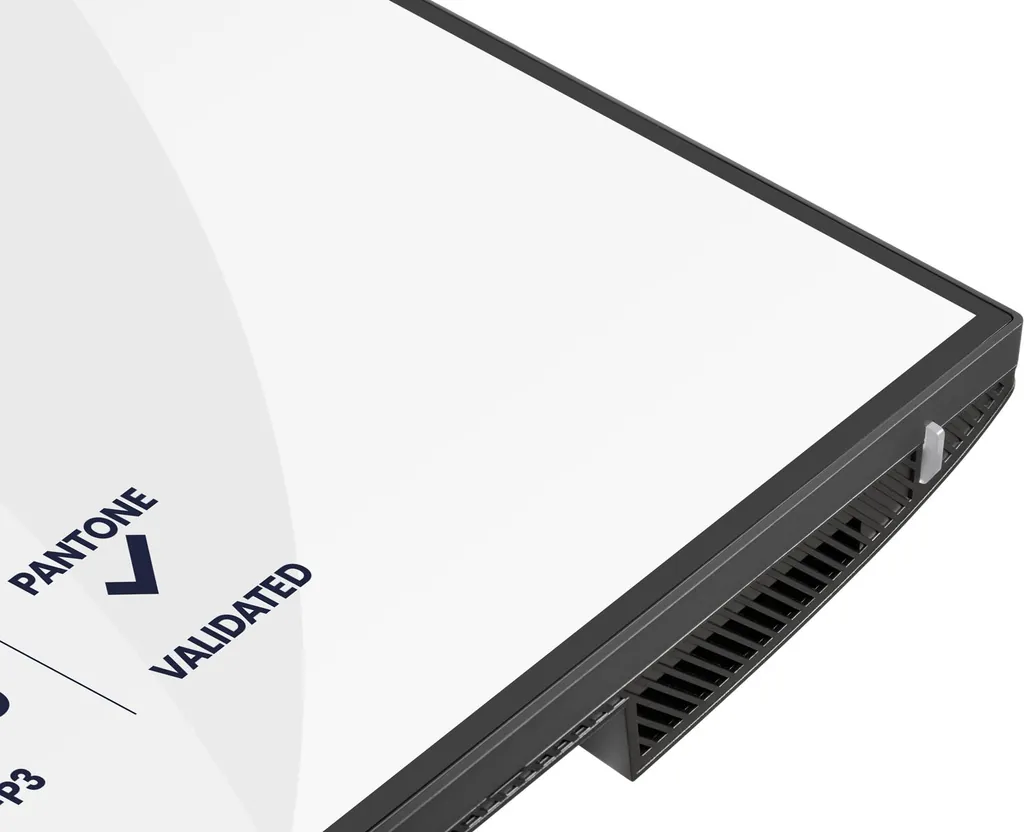 32 IPS 3840x2160 USB-C Dock HDMI DP MULTIMED - immagine 7