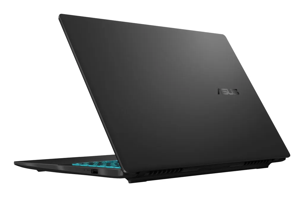 REFURBISHED C7 240H 16GB 1TB RTX 5060 16 W11P - immagine 8