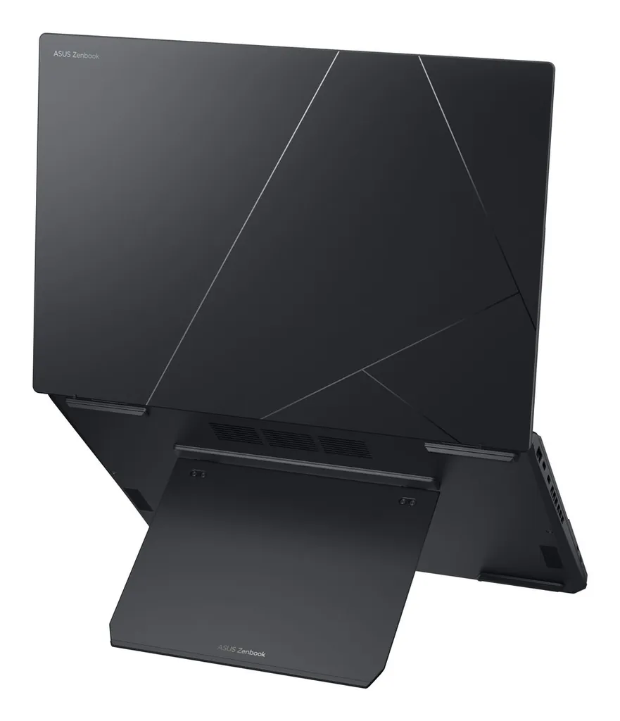 REFURBISHED U7 155H 32GB 1TB SHARED 14 W11P - immagine 3